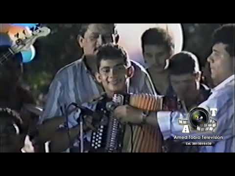 UNO DE LOS PRIMEROS PININOS DE IVAN ZULETA COMO VERSIADOR CON PONCHO ZULETA