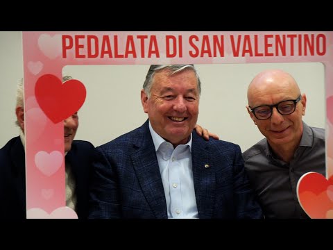 Una pedalata di San Valentino per restaurare l’affresco delle leggende del ciclismo