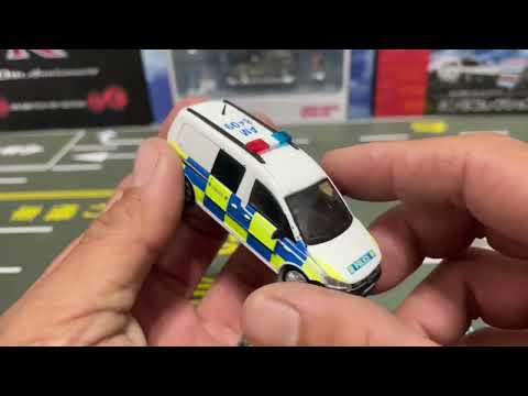 ERA 1:64 VOLKSWAGEN CADDY MAXI H.K. POLICE