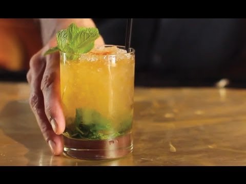 How to Make a Mint Julep Cocktail - Liquor.com