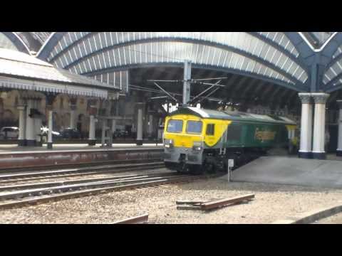 Freightliner Class 66, 66504, 4N01 Passing York (4th September 2013)