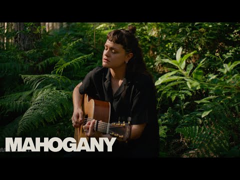Winnie Raeder - You In The Sea | Mahogany Session