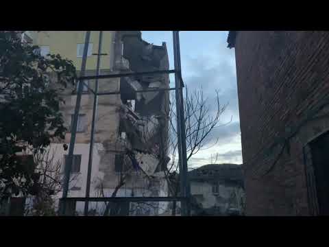 Nje tjeter pallat 5-katesh shembet ne Thumane nga termeti