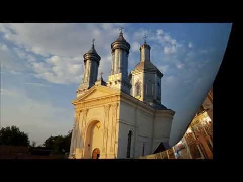Biserica Negoiesti - 5 ani in 8 minute
