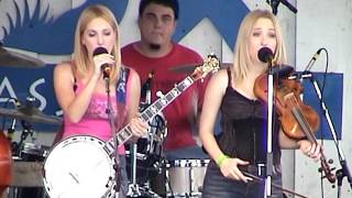Malibu Storm (The Shankman Twins) 7/16/04 "Old Hickory Lake" Grey Fox Bluegrass Festival