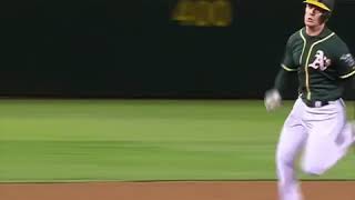 Marwin Gonzalez PERFECT throw to get runner out