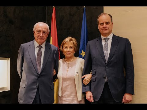 D. NEMESIO FERNÁNDEZ-CUESTA  