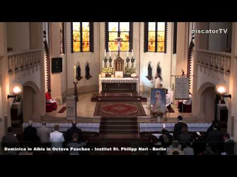 Dominica in Albis 03 Gloria - Traditional Latin Mass