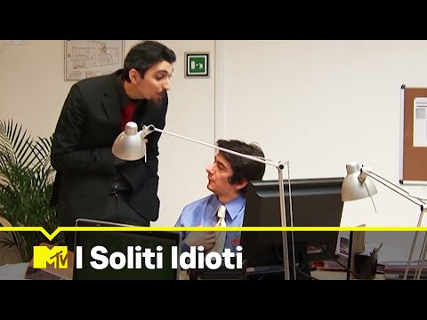 I Soliti Idioti: non sentirsi valorizzato in ufficio | Il precario