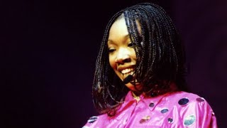 Brandy - Happy (Live at Chicago [Never Say Never World Tour]: 1999)│(Pt. 1)
