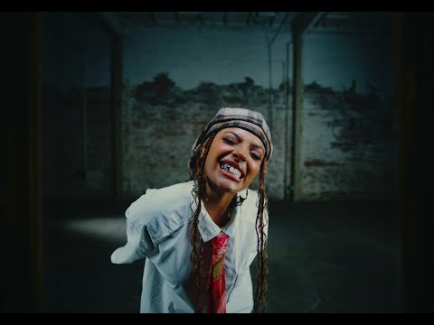 Samara Cyn - KATANA [Official Music Video]