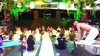 CLUB SPACE YOGA