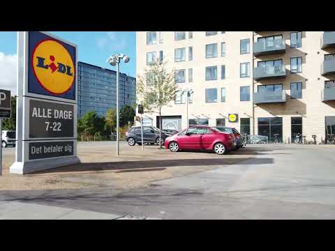 MongoTV_9908 - MIN GÅTUR - Del 8 - Tirsdag 11.Oktober 2022 - Spiser Burger Med Pomfritter