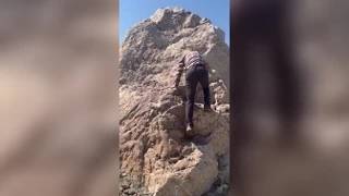 Reinhold Messner a 82 anni si arrampica ancora come un ragazzino: «Ciò che desidero di più ora è ...