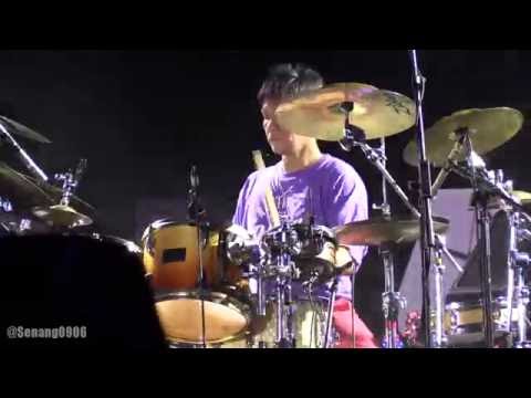 Krakatau Reunion - La Samba Primadona ~ Drum Solo @ Prambanan Jazz 2016 [HD]