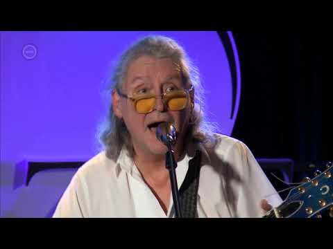 Karácsony János M2 - Már nem vigyázol ránk - Áldd meg a dalt