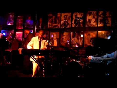 RuthieWorld Night Life: Dueling Pianos at Northside Tavern