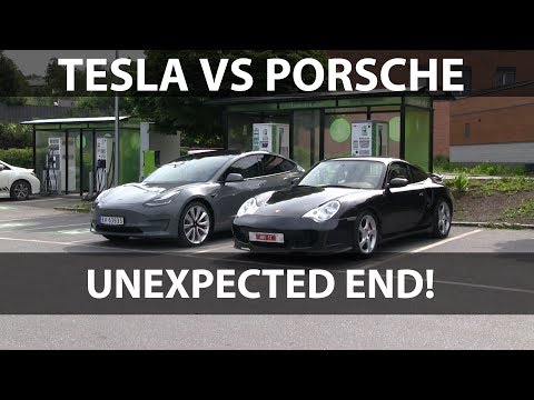 Race between Porsche 911 and Model 3