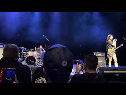 [4K] 2025 QWER 1st World Tour ROCKATION - San Francisco 2부 2_251114