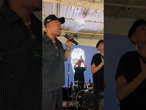 Wizz Baker, Fresly Nikijuluw dan Toton Caribo