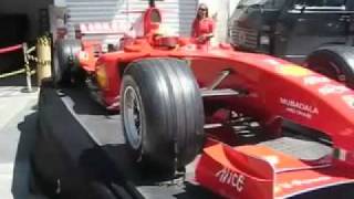 preview picture of video 'Carro da Ferrari de Fórmula 1 na Freguesia do Ó - 2009'