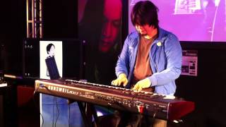 Video thumbnail for Kurzweil PC3K7 Kurzweil PC3K7 by Pepe Manikan Pepe Manikan by BrianInTheTent