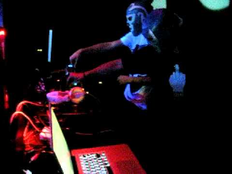 WE ARE NOT DRUNK @ La3 (Valencia)