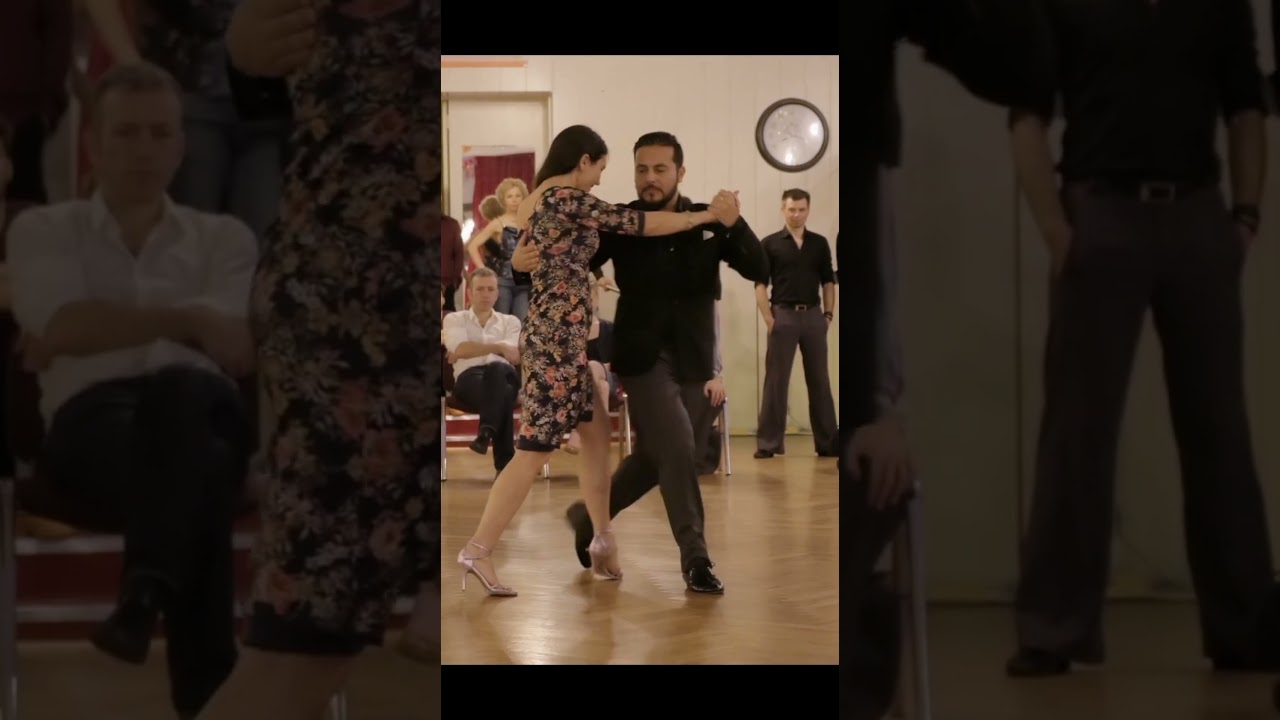 Dancing Tango - El adiós - Alexander Sossa & Cornelia Roy