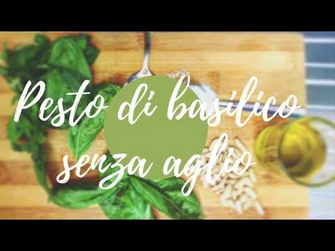 Ricetta Pesto di Basilico Senza Aglio 🌱
