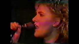 Marie Fredriksson with Lasse Lindbom band- Bågen tv 1984