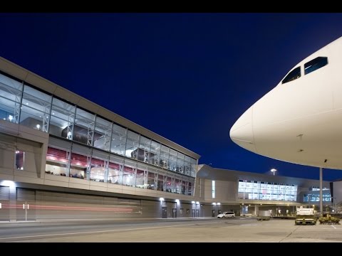 Aeroporto Internacional Pierre Elliot Trudeau de Montreal YUL