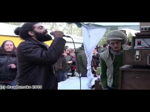 JAHMBASSADOR HI FI ft jacko (fr) - 3in1 round \  12 tribes of dub 6 @ kingkop festival 27-04-2013