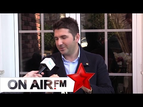 Kush është  n 'derë -  Burim Hoxha