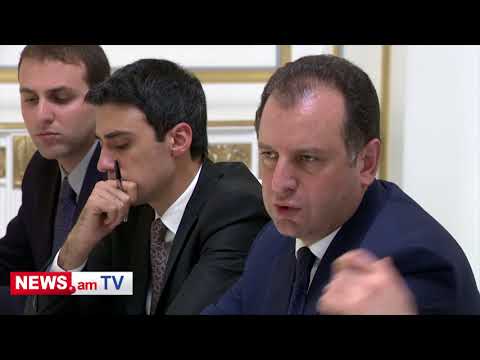 «Նենց չի, որ գիտնականը չի ծառայել, դրա համար հայտնի գիտնական է դարձել». վարչապետը հակադարձեց