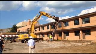 preview picture of video 'Starting the Oberlin Inn Demolition'