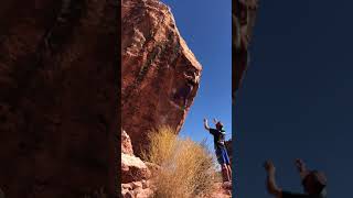 Video thumbnail of Fear of a Black Hat, V9. Red Rocks