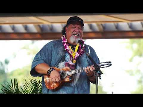 Ukulele Festival Hawaii 2017 -  "Hallelujah" by Willie K