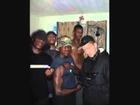 Eniallator, Madman Creptizle a.k.a Crepta, Riekz, Burgaboy & Don1 - Locc's Inside