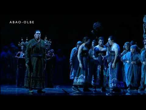 Turandot. Puccini. Non piangere, Liu