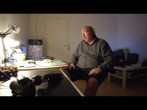 MongoTV_8368 - Spiser En OSTENBOLLE Fra LIDL Og Ønsker En God FREDAG AFTEN og Godt Igennem Stom