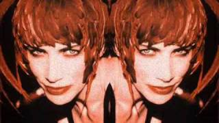 Annie Lennox Train In Vain Live on Saturday Night Live 1995