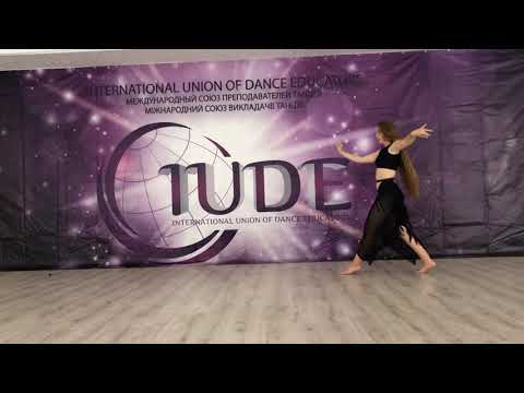 Workshop “ Mejance” by professional bellydancer Olha Zadorozhna.