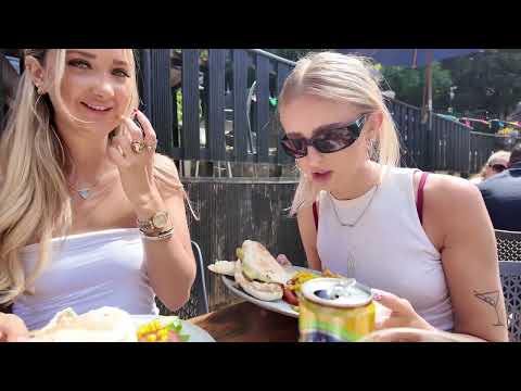 A day in Knaresborough: Boats, food & charity shopping 🛶