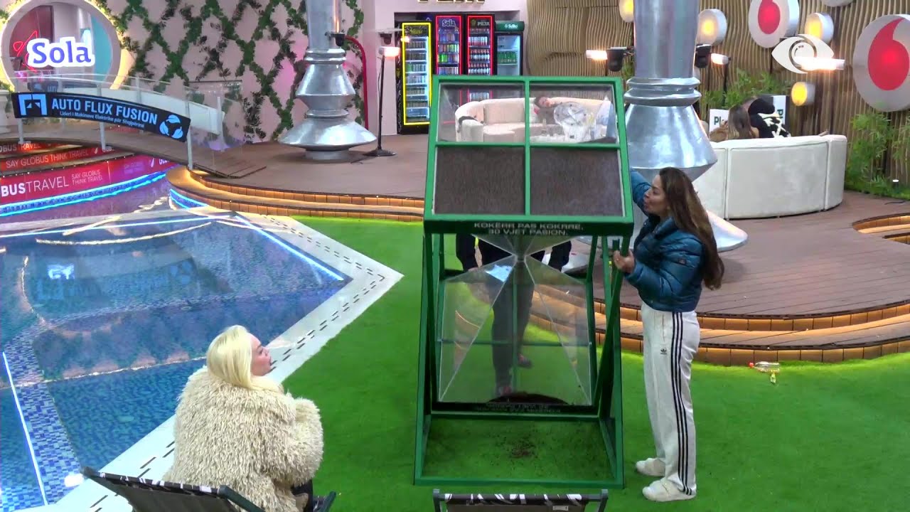 “Ti do të më bësh budallaqe”/ Rozana diskuton me Danjën: Çfarë kupton me vajzë aventurash?