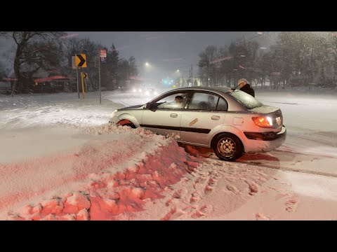 Major Long Duration Lake Effect Snow Event-Buffalo NY-THUNDERSNOW-60 MPH WINDS- WHITEOUTS!