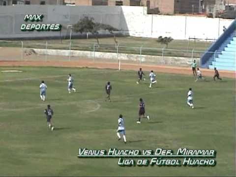 Venus (5) vs. (0) Def. Miramar 8va fecha del fútbol huachano 2011