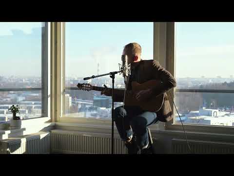 Robin Juhkental- Kurbuse Matused (live version)