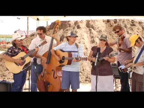 Lonesome Traveler Bluegrass Band - Ginseng Sullivan