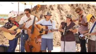 Lonesome Traveler Bluegrass Band - Ginseng Sullivan