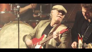 Kim Larsen &amp; Kjukken - Fi-fi-dong (Officiel Live-video)